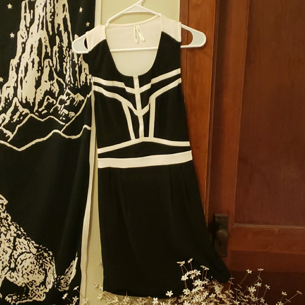 Art Deco Dress WITH POCKETS